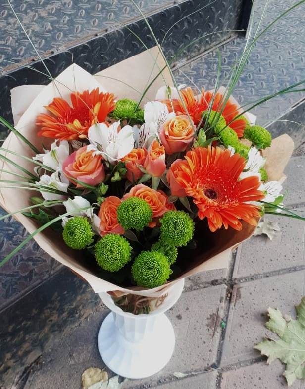 Букет цветов из: Герберы, Хризантемы, Альстромерии и Розы в Галашках
