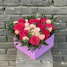 Цветочная композиция из Розы в коробке в Галашках