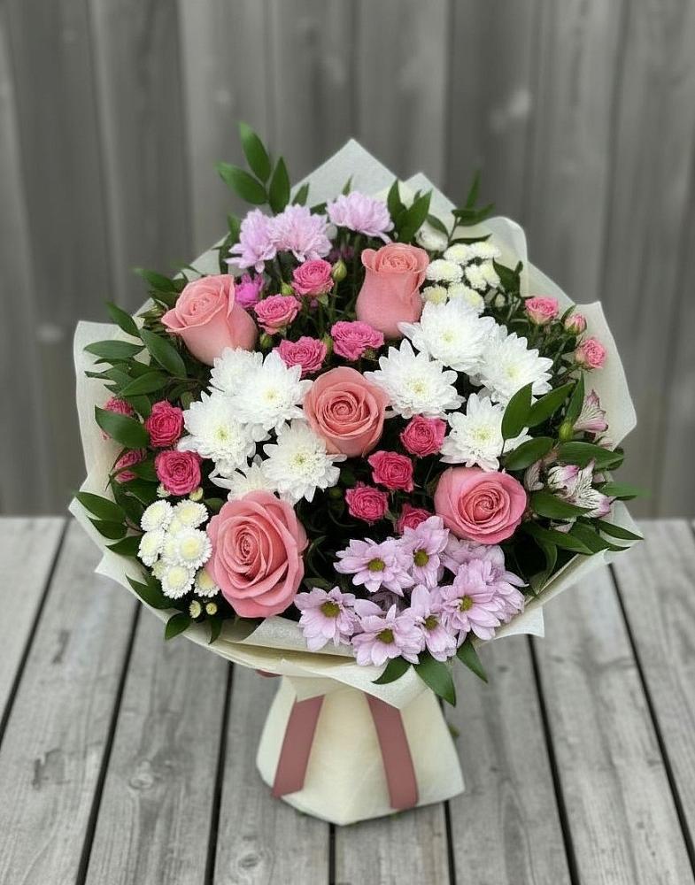 Букет цветов из: Альстромерии, Гвоздики, Розы и Хризантемы в Галашках