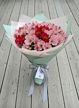 Букет цветов из:  Альстромерии в Галашках