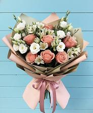 Букет цветов из:  Розы, Альстромерии и Лизиантусы в Галашках