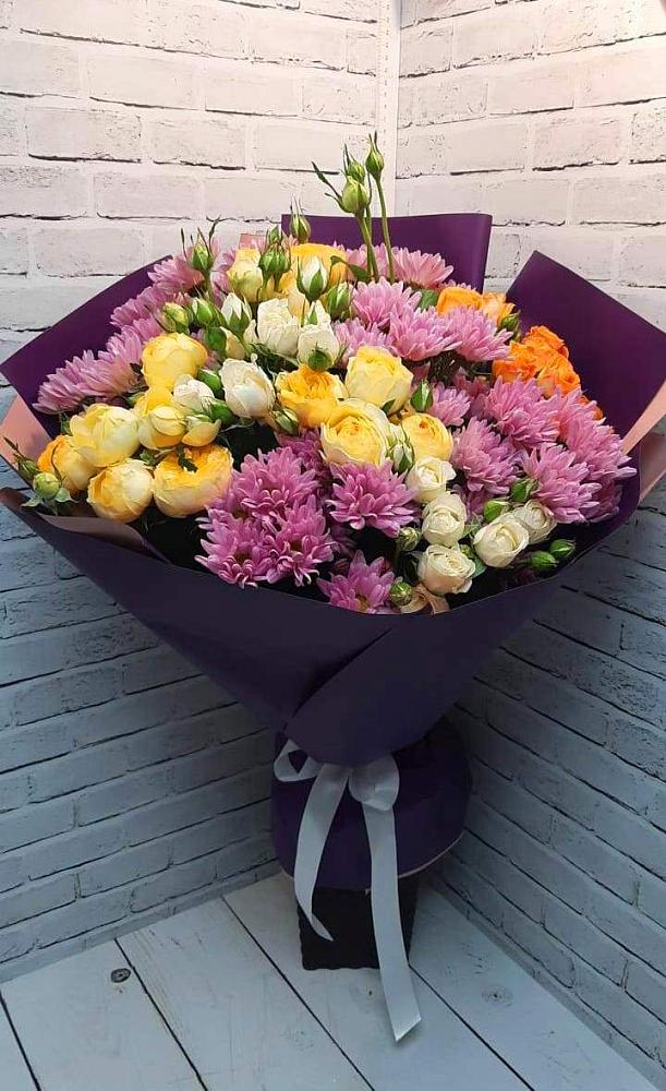 Букет цветов из: Хризантемы и Розы в Галашках