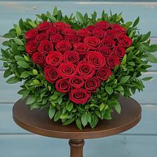 Цветочная композиция из Розы в виде сердца в Галашках