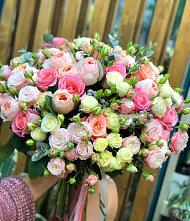 Букет цветов из:  Розы #REPLACE_PRED# Галашках