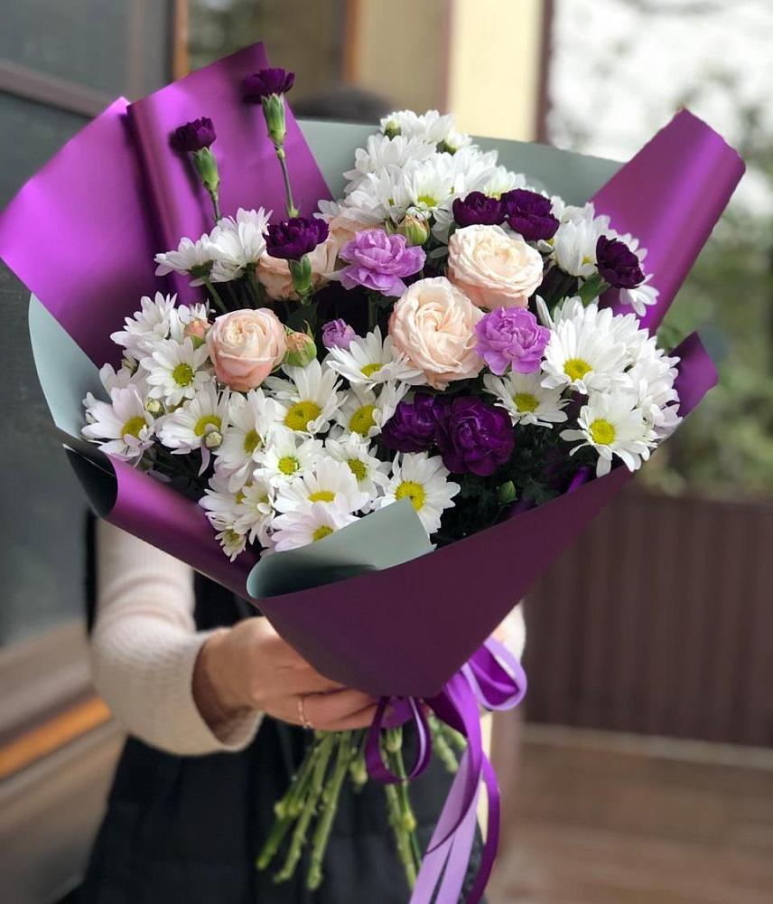 Букет цветов из: Хризантемы, Гвоздики и Розы в Галашках