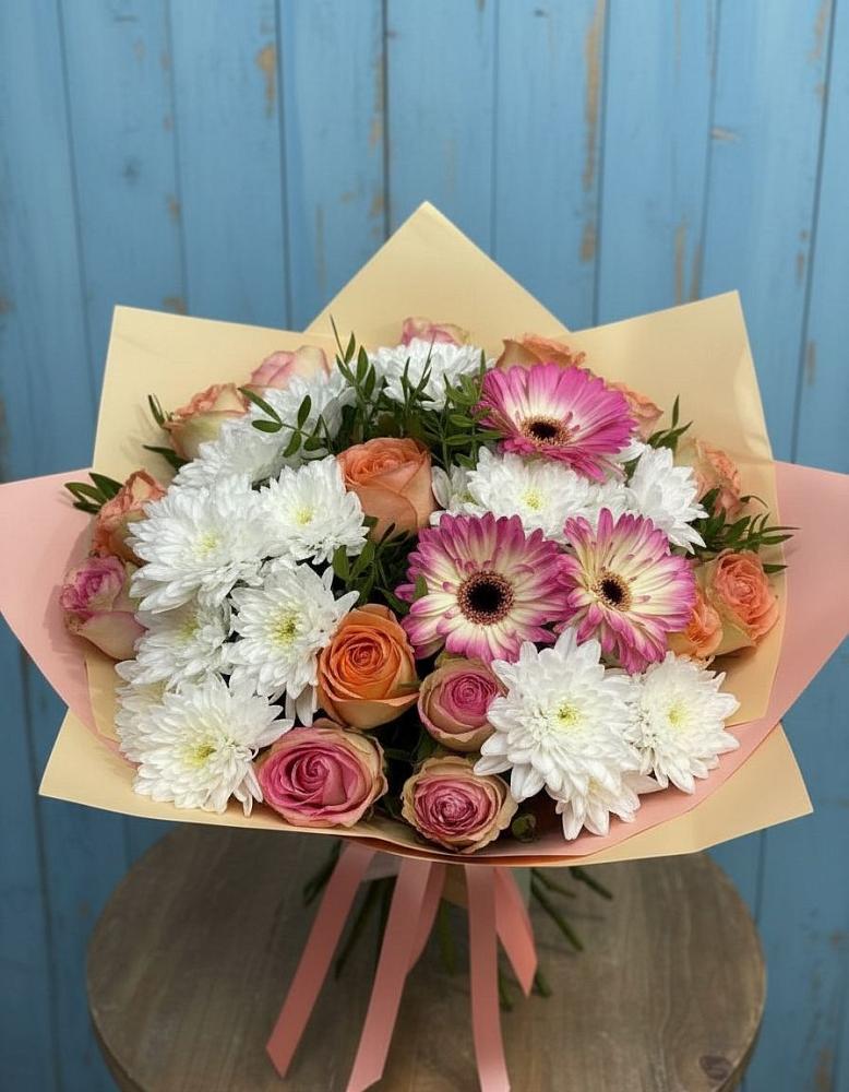 Букет цветов из: Розы, Герберы и Хризантемы в Галашках