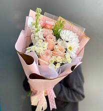 Букет цветов из:  Хризантемы и Розы в Галашках