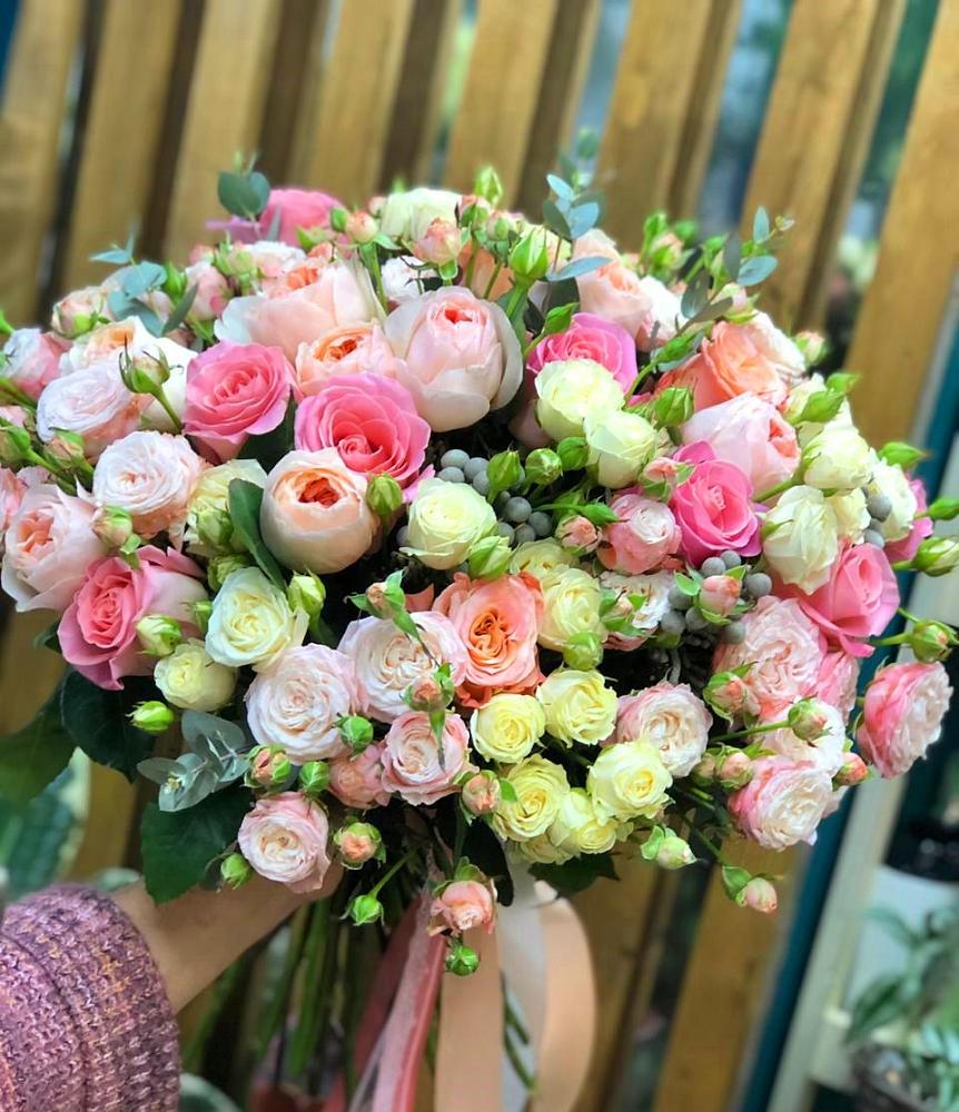 Букет цветов из: Розы в Галашках