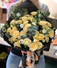 Букет цветов из:  Розы и Лизиантусы #REPLACE_PRED# Галашках