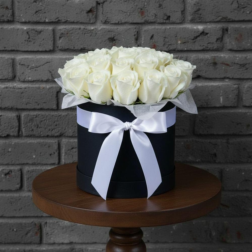 Цветочная композиция из Розы в шляпной коробке в Галашках