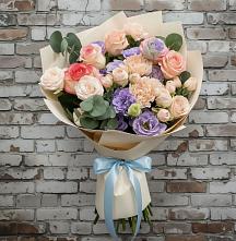 Букет цветов из:  Розы, Лизиантусы и Гвоздики в Галашках