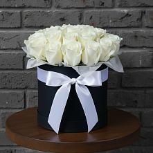 Цветочная композиция из Розы в шляпной коробке в Галашках